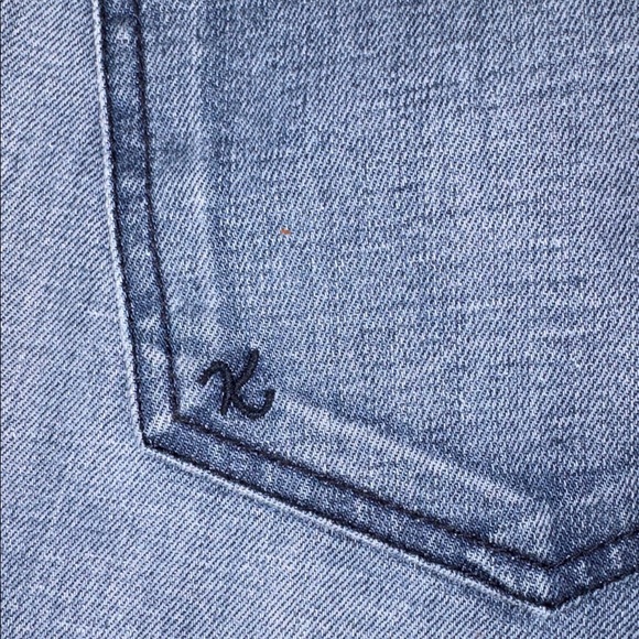 Kut from the Kloth Blue Jeans with Camouflage Details - Picture 5 of 7